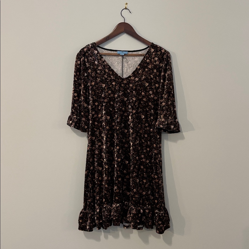 CeCe Velvet Bouquet Velevet Dress